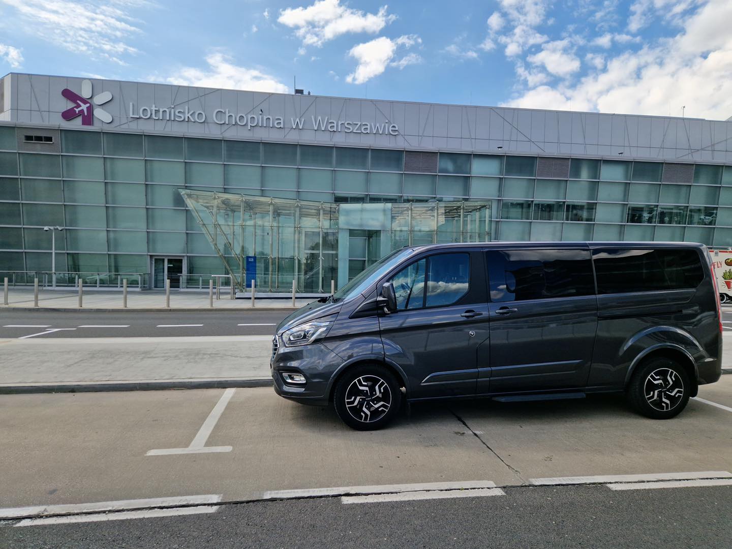 Wypożycz auto w Lotnisko Warszawa - Okęcie